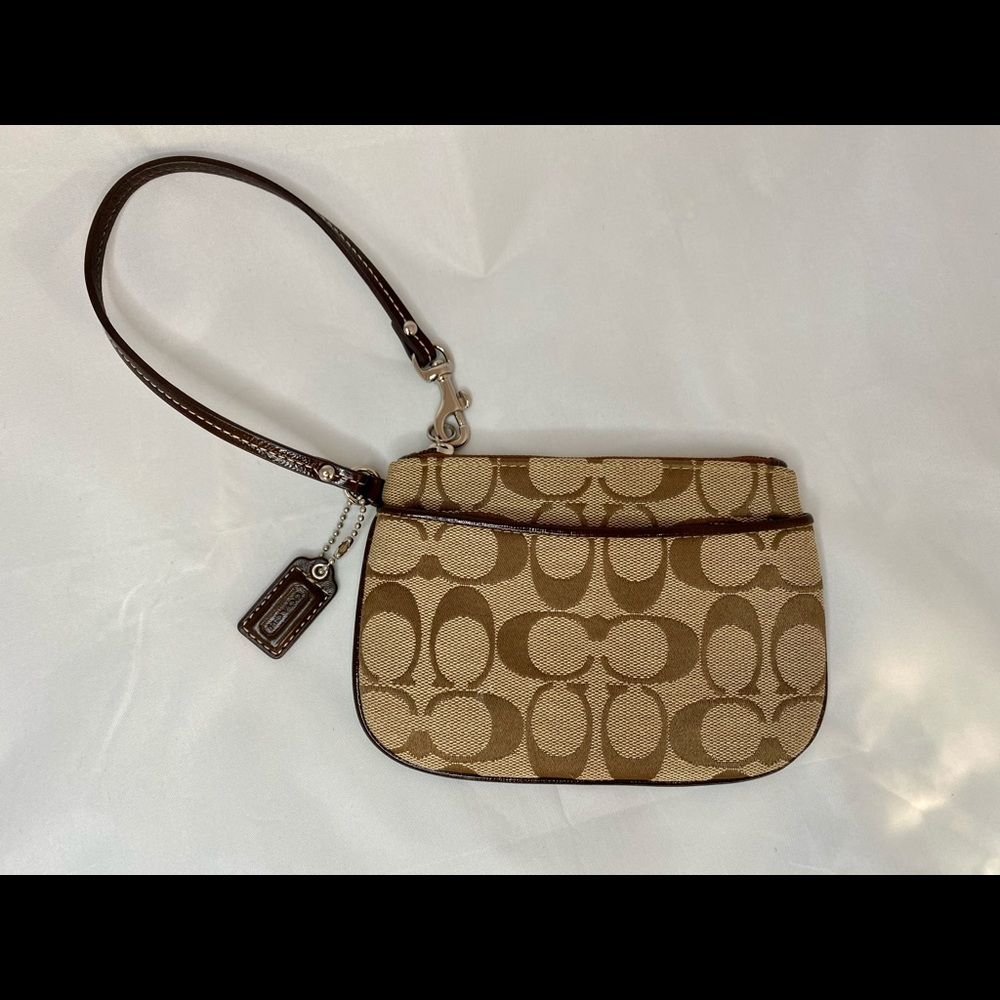Coach Wristlet NWOT